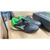 Image 2 : CASE OF 12 PAIRS OF EASTON MAKO.20 LOW WF2 BLACK/GREEN CLEATS SIZE 6Y