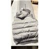 Image 2 : PAIR OF HEATIT.CA PUFFER STYLE RECHARGEABLE BATTERY OPERATED HEATED VESTS