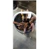 Image 2 : BUCKET OF HEAVY DUTY CHAIN AND LIFTING HOOKS