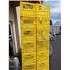 Image 2 : 16 YELLOW MILK CRATES