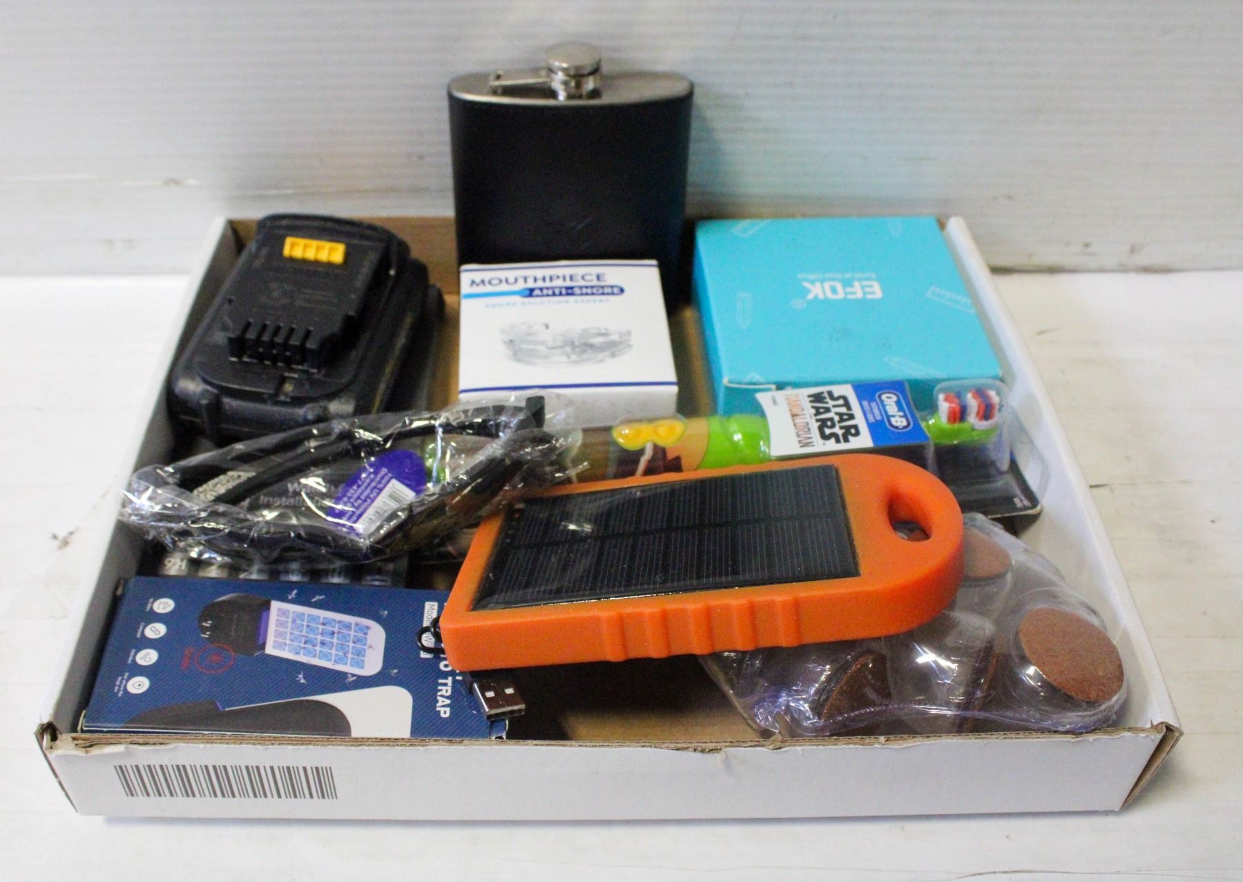 FLAT OF ASSORTED ITEMS