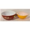 Image 1 : 2 VINTAGE PYREX MIXING BOWLS