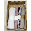 Image 1 : FABRIC ROLLS MAUVE STRETCH LACE KNIT COTTON