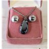Image 1 : VINTAGE BLACK ALASKAN DIAMOND NECKLACE &