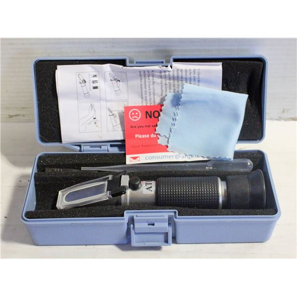 PORTABLE REFRACTOMETER - ESTATE