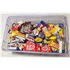 Image 1 : LOT OF ASSORTED CANDY MINI BARS