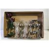 Image 1 : FLAT OF FANCY CANDL HOLDERS