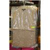 Image 1 : 3 NEW WORKING CLASSICS S/22 SILK RAYON REG SHIRT