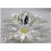 Image 1 : SWAROVSKI CRYSTAL MAXI FLOWER (NO DAMAGE)