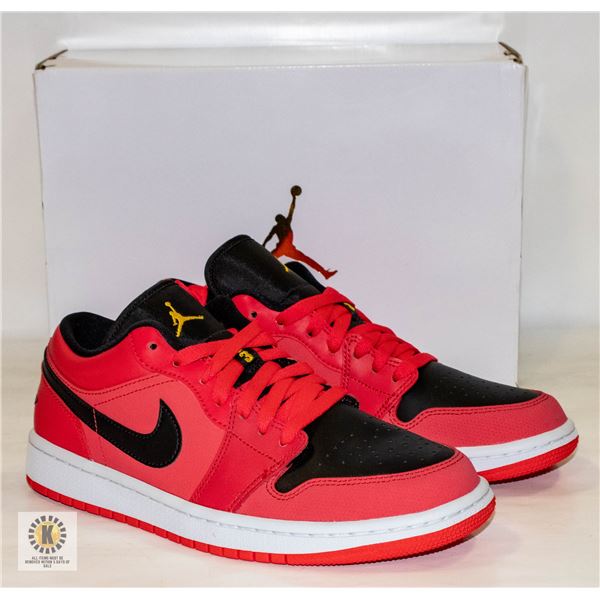 NEW JORDAN 1 LOW WMNS SIZE 9