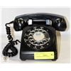 Image 1 : VINTAGE ROTARY PHONE