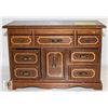 Image 2 : ESTATE BROWN WOOD MUSIC JEWELLERY BOX WITH
