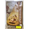 Image 1 : HAMMER AND AXE WOODEN PONG GAME