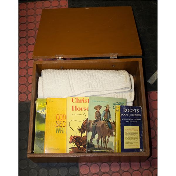 ESTATE WOODEN CASED HANDMADE QUILT +