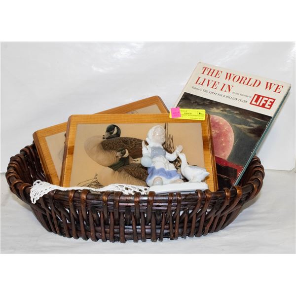WICKER BASKET WITH PORCELAIN FIGURINE, 2