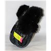 Image 1 : MANITOBAH MUKLUKS LADIES SIZE 8 MOCCASSINS RABBIT