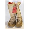 Image 1 : VINTAGE INUVIK MUKLUKS ADULT 7/8-ESTATE
