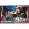 Image 1 : LOT OF VINTAGE/MODERN DSLR & ASSORTED CAMERAS
