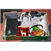 Image 1 : BOX WITH BLACK TRAVEL JEWELLERY BOX, 2 RED