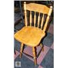 Image 1 : SWIVELING BAR HEIGHT DINING CHAIR