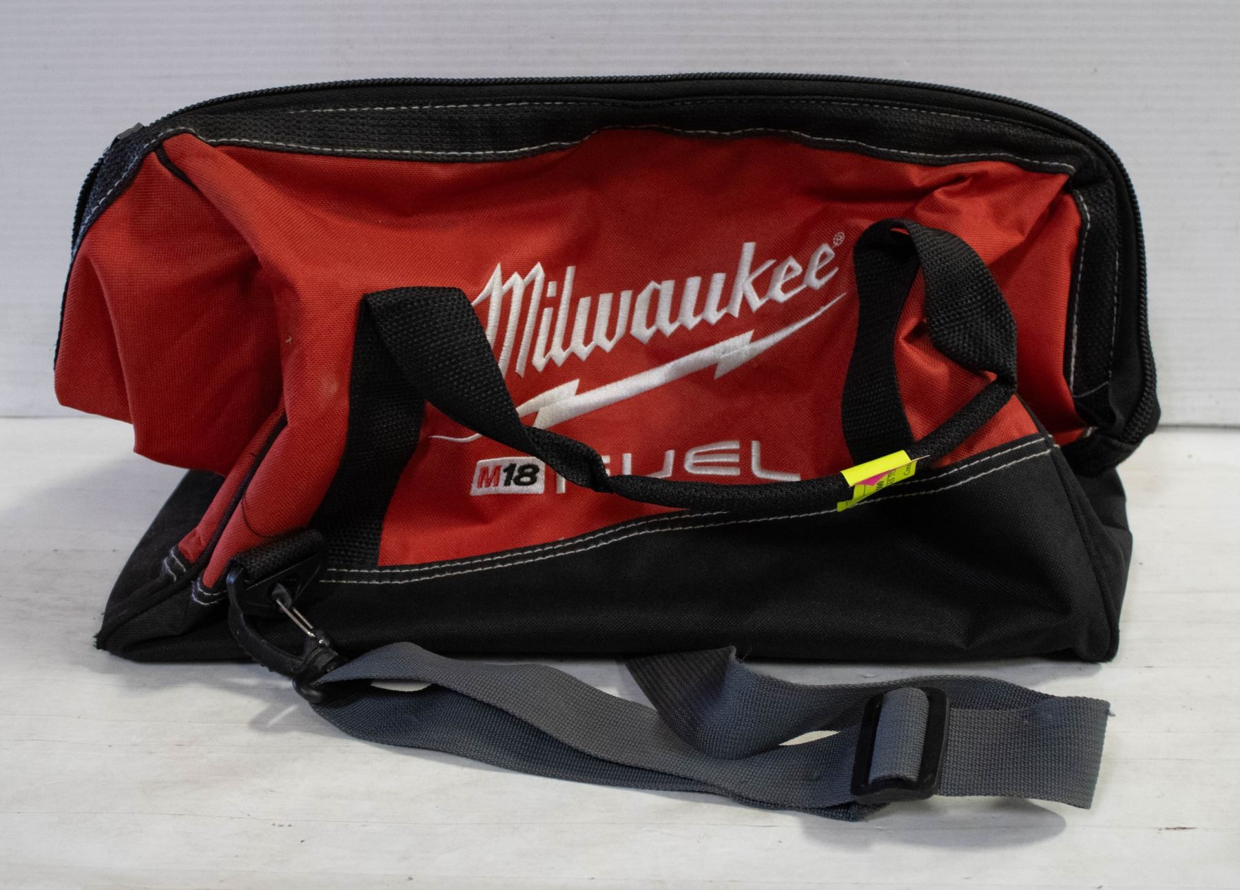 MILWAUKEE CANVAS TOOL BAG - MULTIPLE