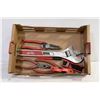 Image 1 : FLAT OF MILWAUKEE HAND TOOLS INCL.