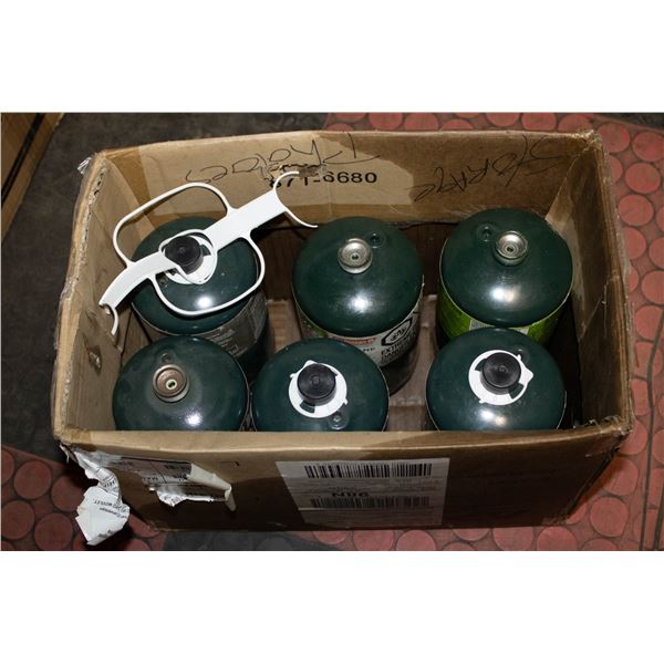 LOT OF PROPANE TANKS