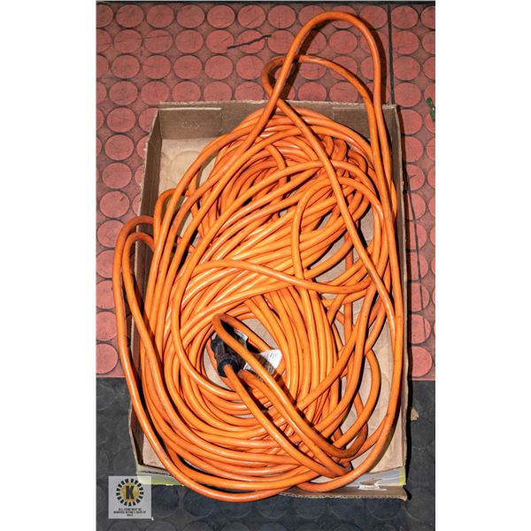 LONG OUTDOOR EXTENSION CORD