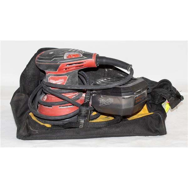MILWAUKEE PALM SANDER