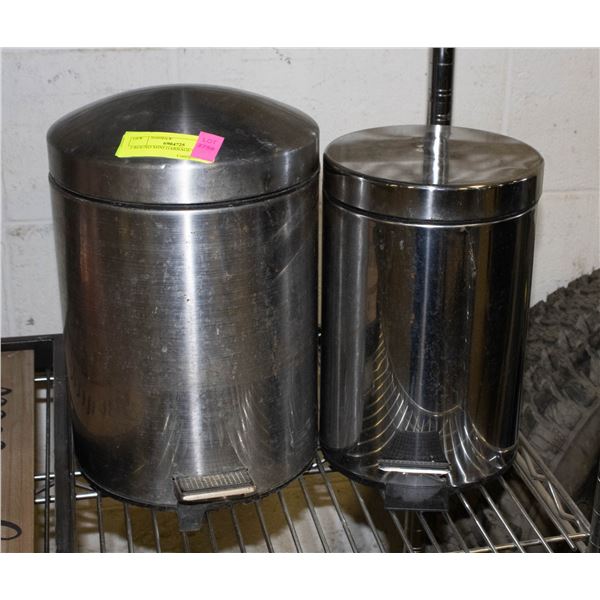 2 ROUND MINI GARBAGE CANS