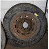 Image 1 : 8X165 RIM AND TIRE 265/70R17