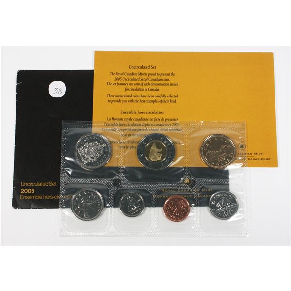2005 UNCIRCULATED 7 COIN SET IN ORIGINAL PACKAGING