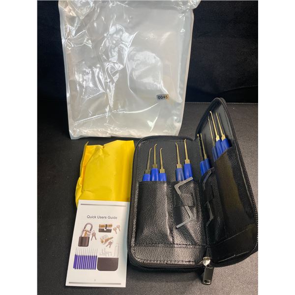 1 Lock Picking Tool Kit with Storage Case - New