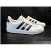 Image 1 : 1 Pair of Adidas Grand Court Women's Lifestyle Shoes - Size 8 - New