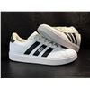 Image 2 : 1 Pair of Adidas Grand Court Women's Lifestyle Shoes - Size 8 - New