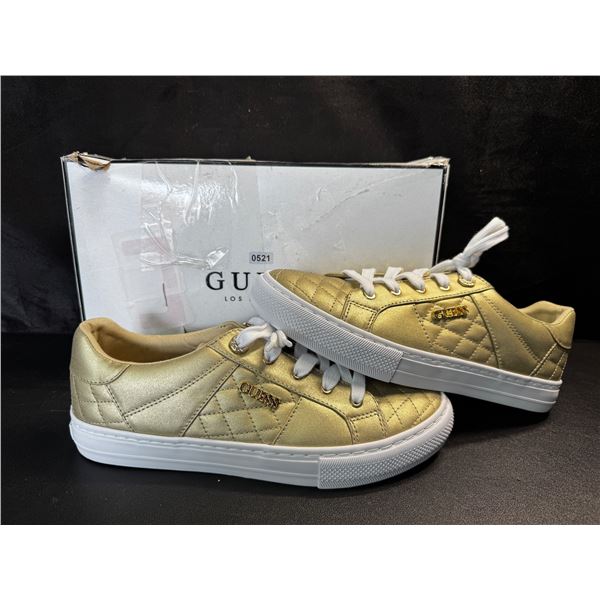 1 Pair of Guess Women's Loven Sneakers Size 8 1/2 - New DMG Box