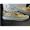 Image 2 : 1 Pair of Guess Women's Loven Sneakers Size 8 1/2 - New DMG Box