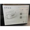 Image 5 : 1 Electric Heated Portable Lunch Box (1.5L) - Power Cable, Car Cable, & Carry Bag Included - New!