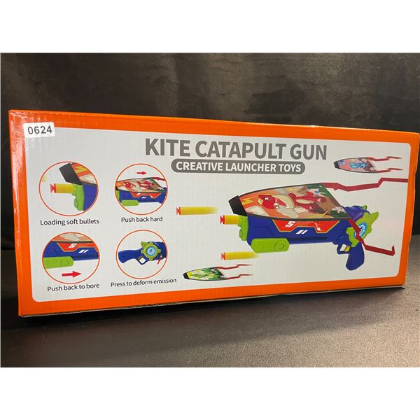 1 Kite Catapult Gun Creative Toy Launcher Play Set (Ages 3+) - Brand New