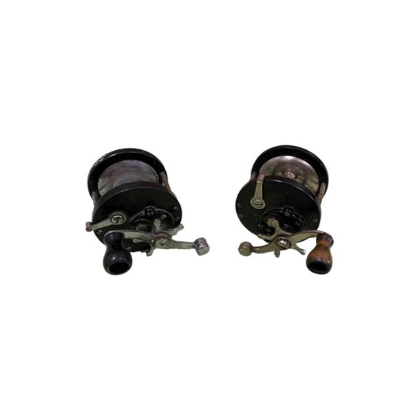 Lot of 2 Fishing Reels (Penn No.85 and Penn Bayfield)