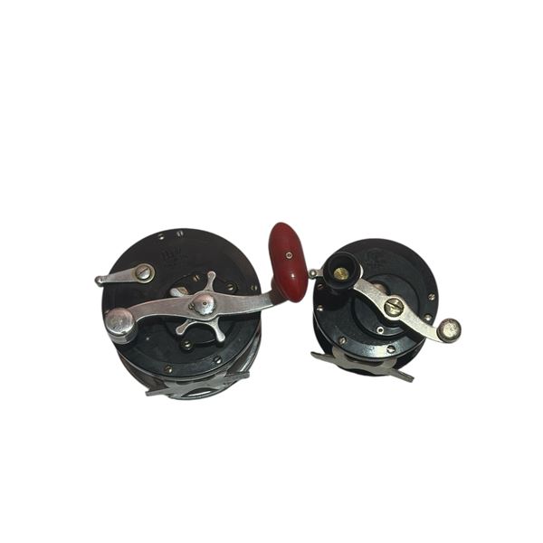 Lot of 2 Fishing Reels (Penn No.80 and Penn No.149 Deepsea)