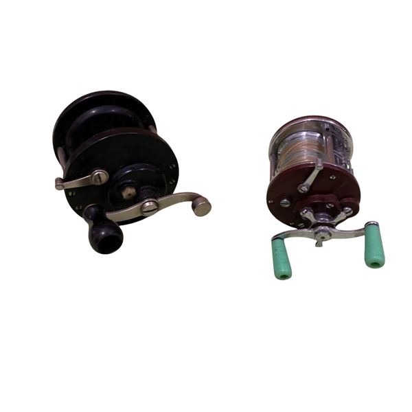 Lot of 2 Fishing Reels (Penn No.79 and Penn Peer No.109)