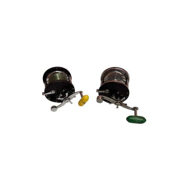 Lot of 2 Fishing Reels (Penn No.60 Long Beach and Penn No.285)