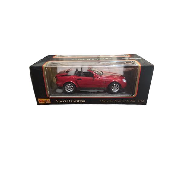 Maisto Special Edition Mercedes Benz SLK 230 1/18 Metal Die Cast Car