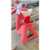 Image 2 : PAIR MAC TOOLS 6 TON JACK STANDS
