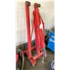 Image 1 : 2 TON ENGINE HOIST ON WHEELS-COLLAPSIBLE