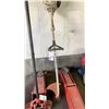 Image 1 : STIHL GAS POWERED WEED TRIMMER MODEL FS 38
