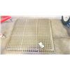 Image 1 : 4 RUBBER ANTI-FATIGUE MATS 36X36"