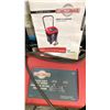 Image 2 : MOTOMASTER BATTERY CHARGER CLASSIC SERIES 6/40/200 AMP MODEL 011-1977-40