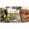 Image 1 : STINGER UNI-DASH SPOT 5500 SPOT WELDER WITH SLIDE HAMMER